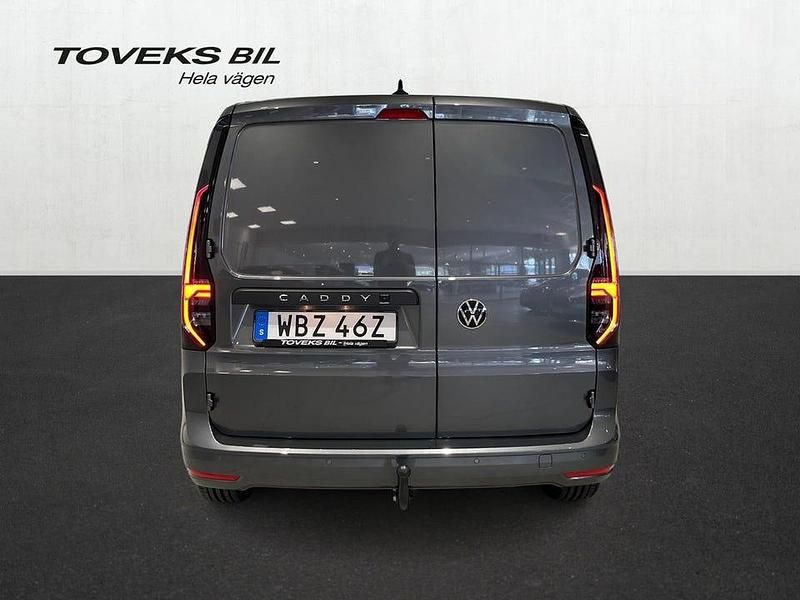 Ny VW Caddy 122 HK (89 kW) 2025 Indiumgrå metallic Minibuss