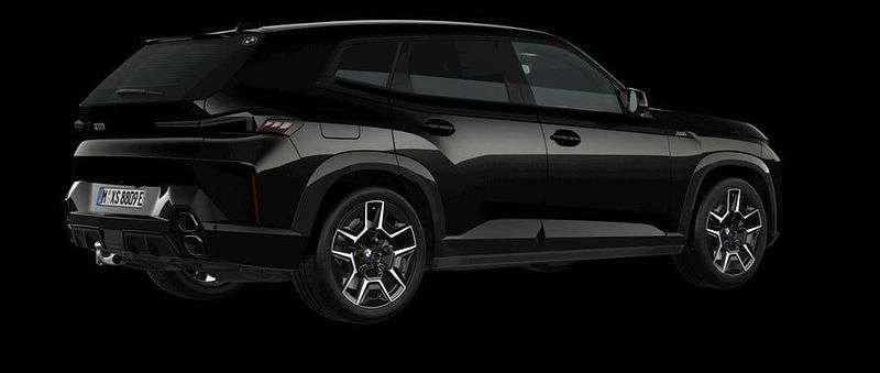 Ny BMW XM Comfort Edition 476 HK (350 kW) 2025 Black sapphire metallic SUV