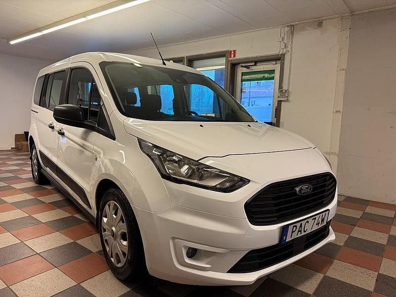 Begagnad Ford Tourneo 99 HK (72 kW) 2021 Vit Minibuss