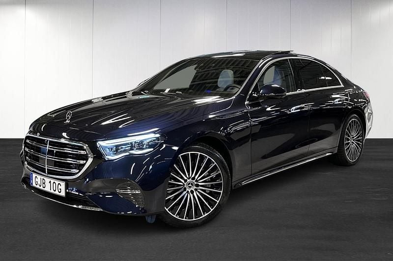 Begagnad 2025 Mercedes E300 Sedan | 949 000 kr - Bild 1/4