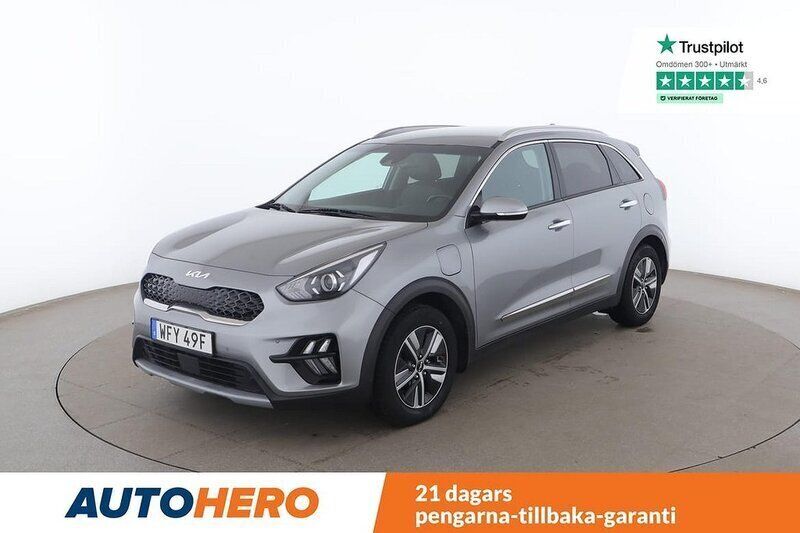 Grå Begagnad 2021 Kia Niro Advance SUV | 247 000 kr (Marknadspris) - Bild 1/3