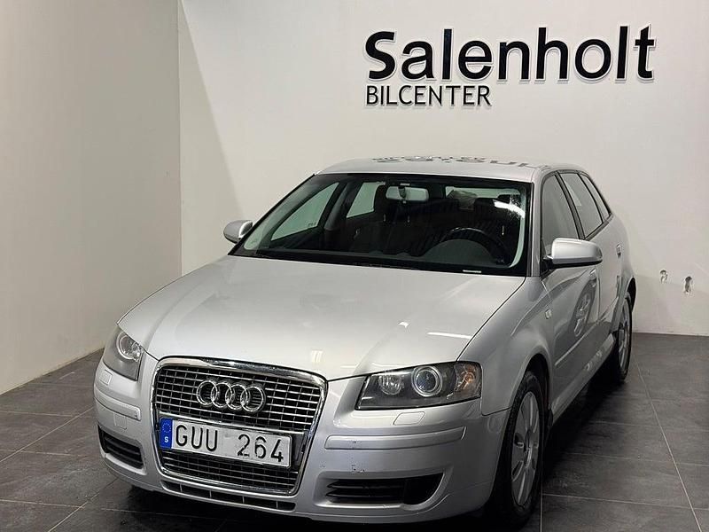 Silver Begagnad 2008 Audi A3 Sportback Attraction Halvkombi | 64 900 kr (Marknadspris) - Bild 1/4