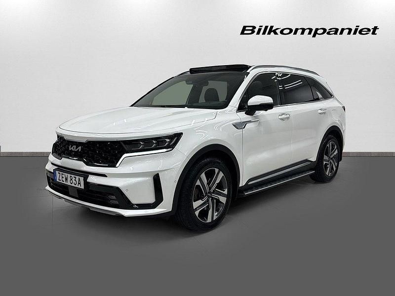 Vit Begagnad 2022 Kia Sorento Advance SUV | 439 900 kr (Marknadspris) - Bild 1/4