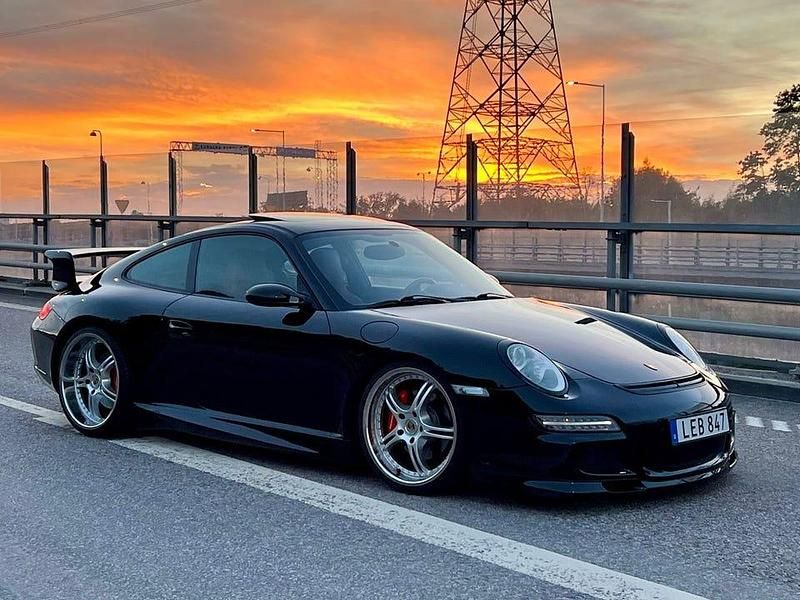 Begagnad Porsche 911 Carrera S 355 HK (261 kW) 2008 Svart Sportkupé