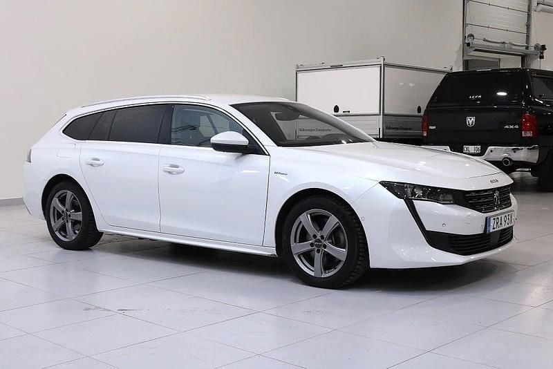 Begagnad Peugeot 508 SW 224 HK (164 kW) 2021 Vit Kombi