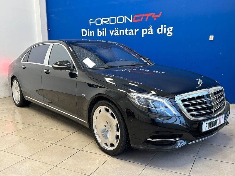 Svart Begagnad 2015 Mercedes S600 Maybach Exclusive Sedan | 1 595 900 kr - Bild 1/4
