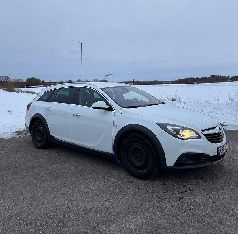 Begagnad Opel Insignia Country Tourer 170 HK (125 kW) 2017 Kombi