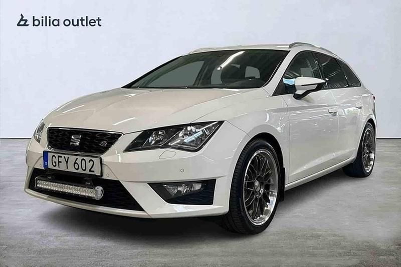 Vit Begagnad 2016 Seat Leon ST Kombi | 139 900 kr - Bild 1/1
