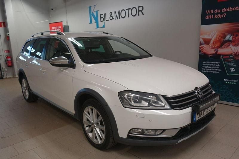 Vit Begagnad 2014 VW Passat Alltrack Kombi | 89 900 kr (Bra pris) - Bild 1/4