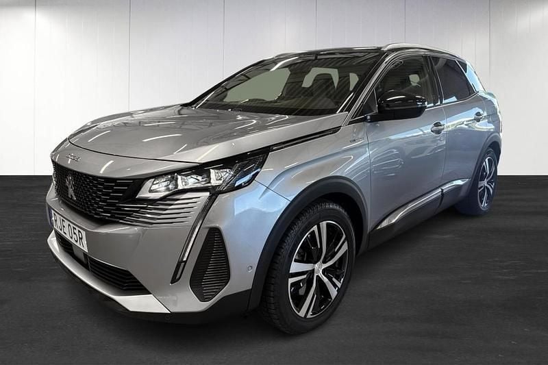 Grå (silver) Begagnad 2021 Peugeot 3008 SUV | 270 000 kr (Marknadspris) - Bild 1/4