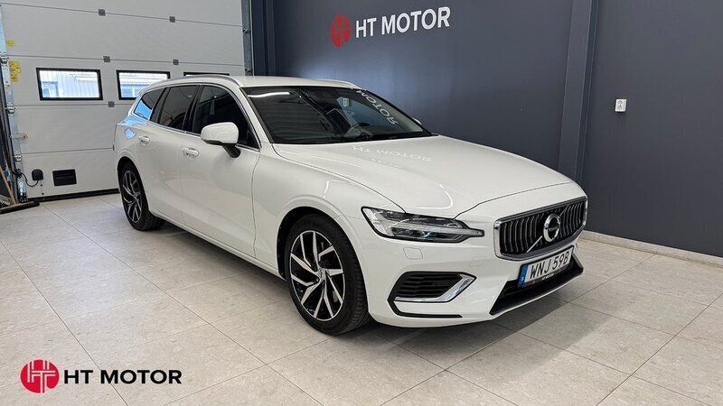 Vit Begagnad 2021 Volvo V60 Inscription Kombi | 258 900 kr (Bra pris) - Bild 1/4