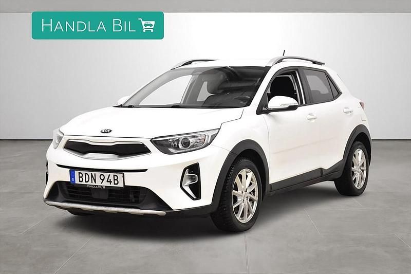 Vit Begagnad 2020 Kia Stonic Advance SUV | 174 900 kr (Marknadspris) - Bild 1/4