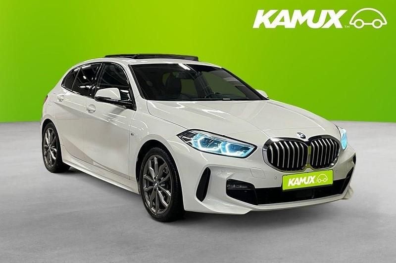 Begagnad BMW 120 M Sport 191 HK (140 kW) 2019 Vit Halvkombi