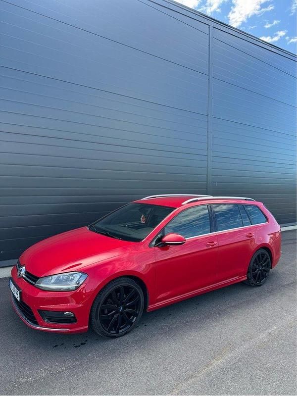 Röd Begagnad 2016 VW Golf VII GT Kombi | 99 000 kr (Superpris) - Bild 1/4