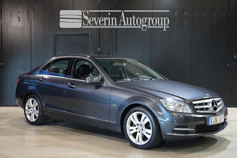Mörkgrå Begagnad 2010 Mercedes C180 Avantgarde Sedan | 104 900 kr (Marknadspris) - Bild 1/4