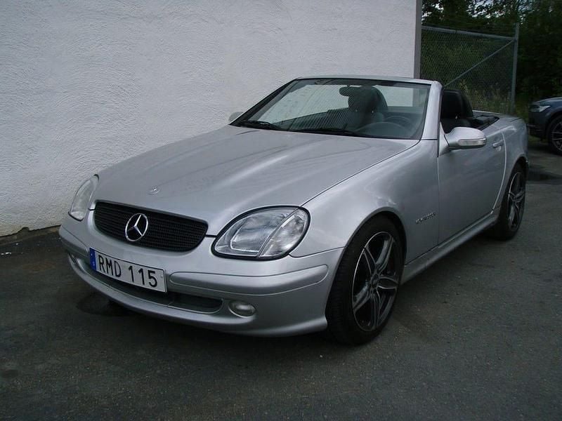 Silver Begagnad 2000 Mercedes SLK200 Cab | 56 000 kr (Marknadspris) - Bild 1/4