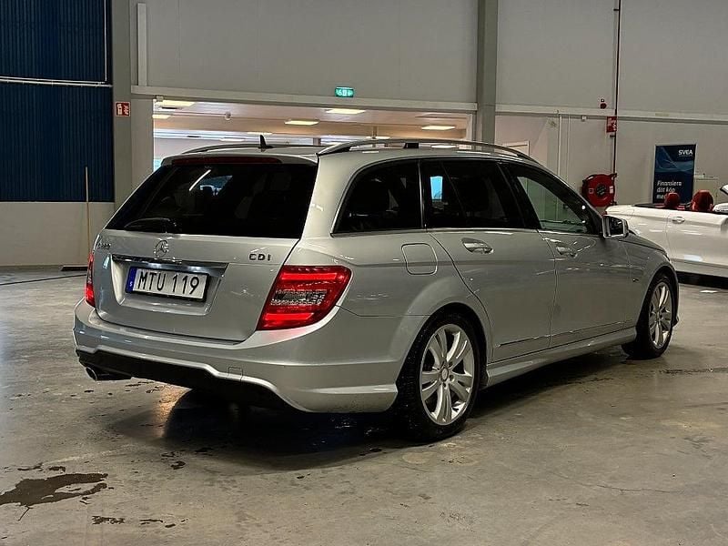 Begagnad Mercedes C220 AMG line 170 HK (125 kW) 2012 Silver Kombi