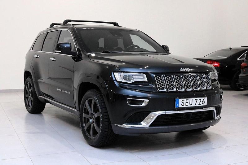 Svart Begagnad 2016 Jeep Grand Cherokee Summit SUV | 169 878 kr (Superpris) - Bild 1/4