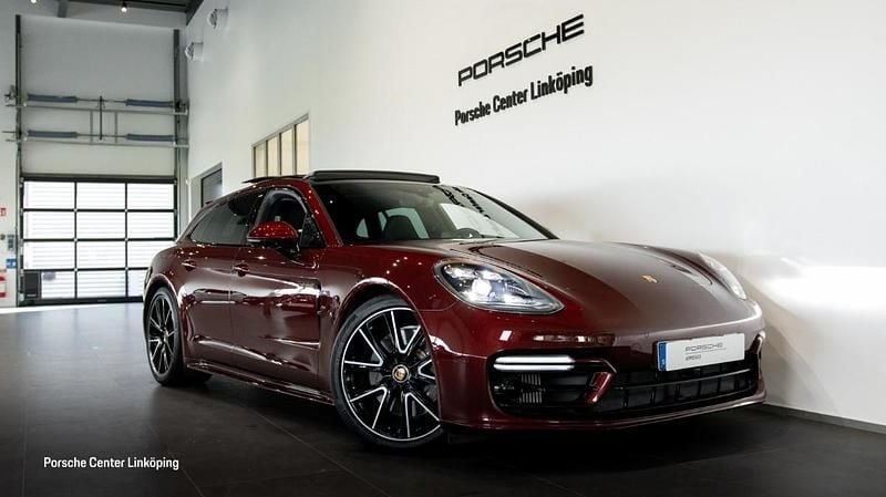 Begagnad 2022 Porsche Panamera 4 Sport Turismo Sedan | 939 000 kr (Superpris) - Bild 1/4