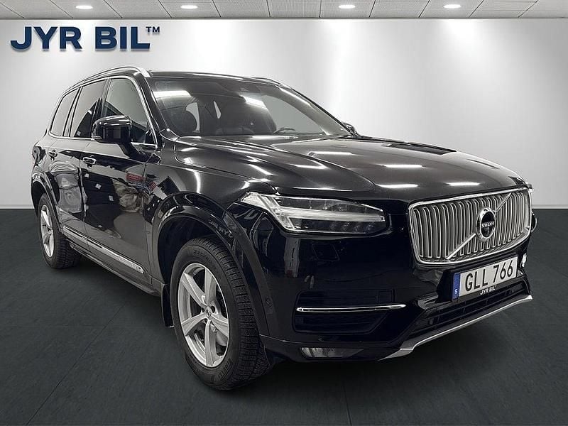 Svart Begagnad 2016 Volvo XC90 Inscription SUV | 249 000 kr (Bra pris) - Bild 1/4