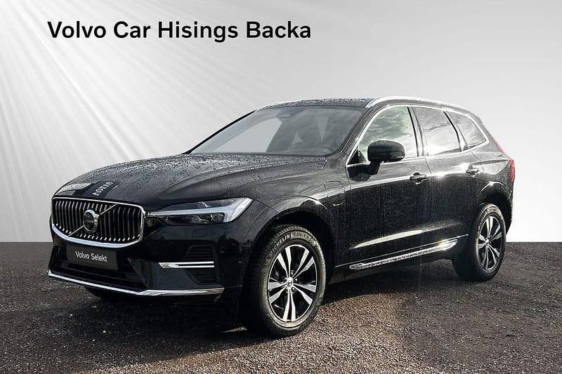 Svart Begagnad 2025 Volvo XC60 Core SUV | 519 900 kr (Marknadspris) - Bild 1/2