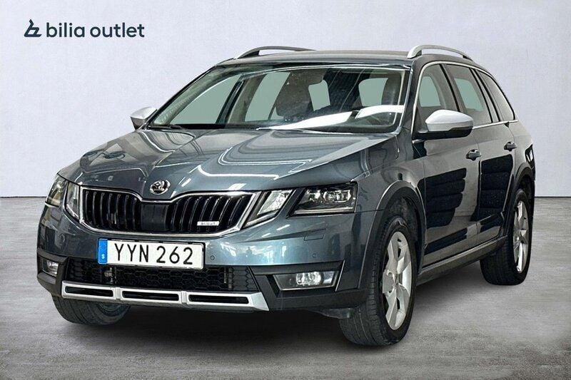 Mörkgrå Begagnad 2019 Skoda Octavia Scout Kombi | 194 900 kr (Bra pris) - Bild 1/3