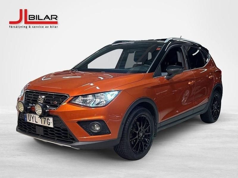 Orange Begagnad 2019 Seat Arona FR SUV | 149 700 kr - Bild 1/4