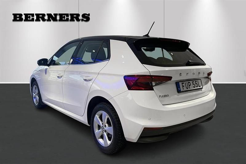Begagnad Skoda Fabia Style 112 HK (82 kW) 2022 Vit Halvkombi
