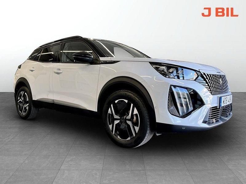 Vit Begagnad 2024 Peugeot 2008 GTi SUV | 279 900 kr (Lite dyr) - Bild 1/4