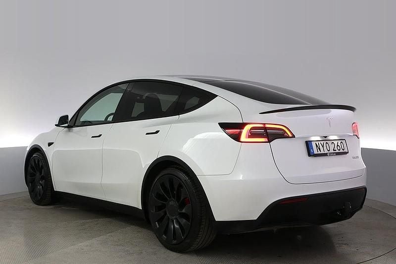 Begagnad Tesla Model Y Performance 392 kW (534 HK) 2023 Vit SUV