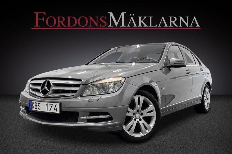 Gråmetallic Begagnad 2011 Mercedes C220 Avantgarde Sedan | 99 900 kr (Marknadspris) - Bild 1/3