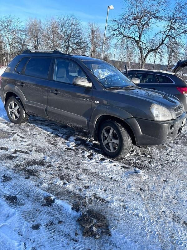 Begagnad 2008 Hyundai Tucson SUV | 10 000 kr - Bild 1/4