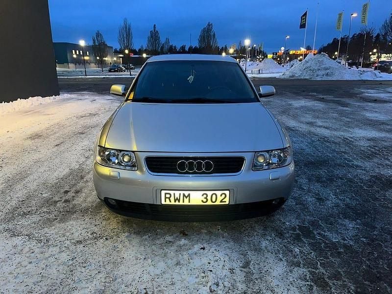Begagnad Audi A3 102 HK (75 kW) 2001 Halvkombi