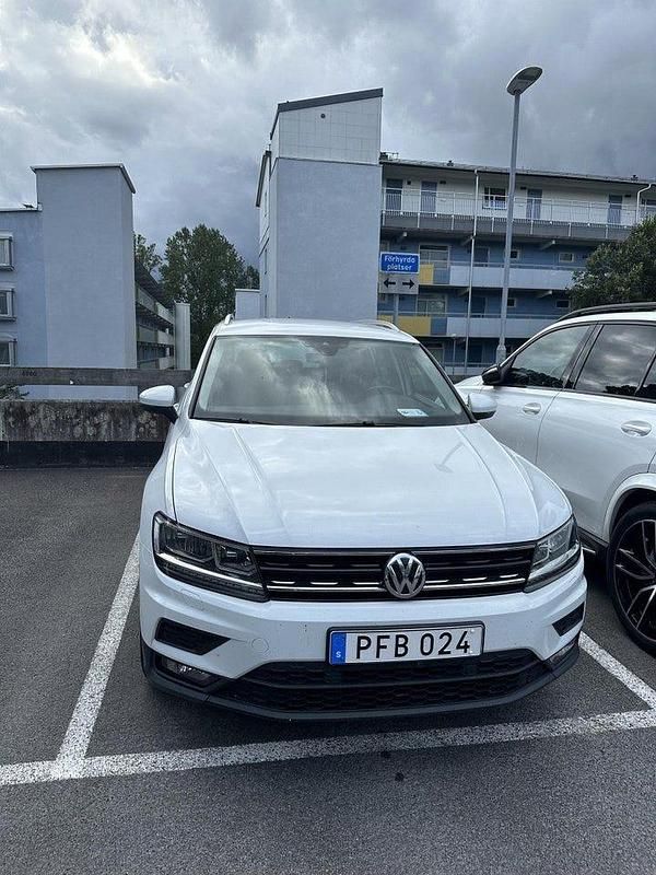 Begagnad 2018 VW Tiguan SUV | 205 000 kr (Marknadspris) - Bild 1/4