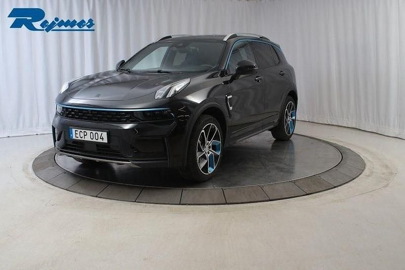 Svart (svart metallic) Begagnad 2023 Lynk & Co 01 SUV | 277 000 kr (Bra pris) - Bild 1/4