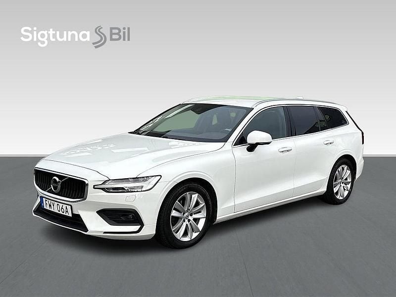 Vit Begagnad 2020 Volvo V60 Momentum Kombi | 259 900 kr (Bra pris) - Bild 1/3