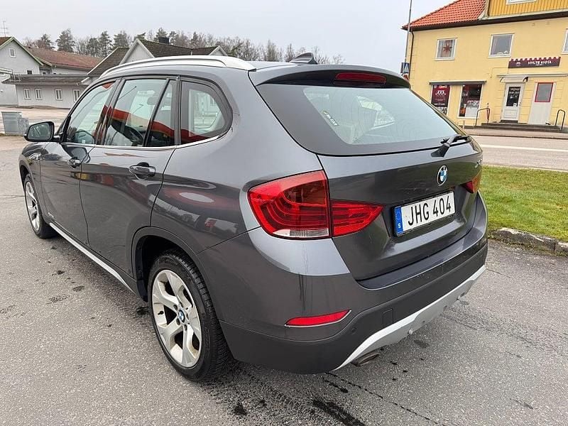Begagnad BMW X1 xLine 143 HK (105 kW) 2014 Grå SUV