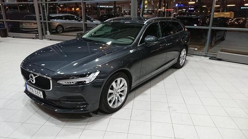 Grå Begagnad 2018 Volvo V90 Momentum Kombi | 173 000 kr (Bra pris) - Bild 1/1