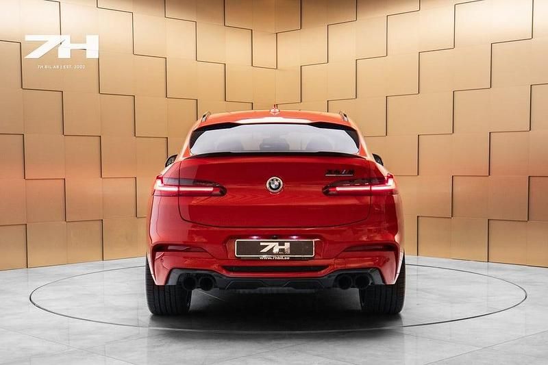 Begagnad BMW X4 M Competition Edition 510 HK (375 kW) 2021 Toronto red metallic SUV