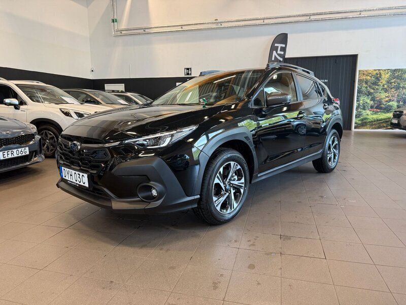 Svart (chrystal black silica) Ny 2025 Subaru Crosstrek Halvkombi | 411 800 kr (Marknadspris) - Bild 1/4