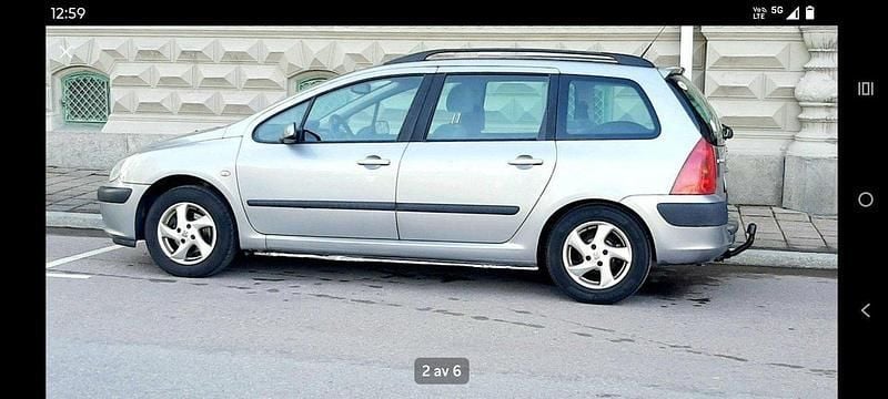 Grå Begagnad 2005 Peugeot 307 Kombi | 22 000 kr (Marknadspris) - Bild 1/4