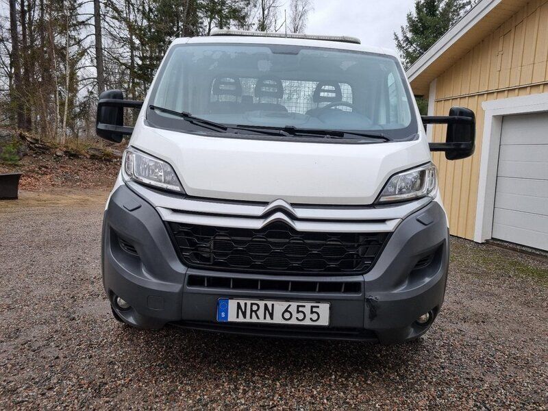Begagnad 2015 Citroën Jumper Minibuss | 87 000 kr (Marknadspris) - Bild 1/4