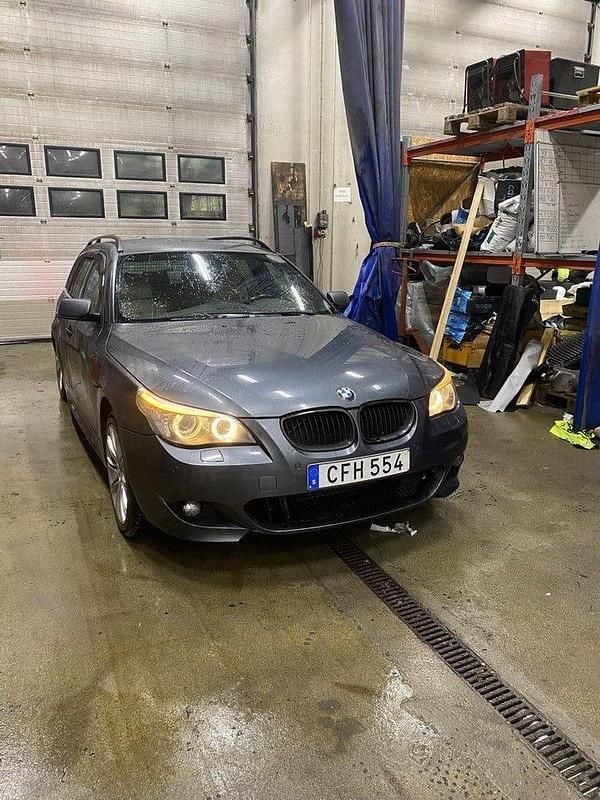 Begagnad 2008 BMW 530 M Sport Kombi | 60 000 kr (Bra pris) - Bild 1/4
