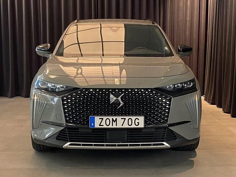 Begagnad DS Automobiles DS7 Crossback Performance 361 HK (265 kW) 2022 Grå SUV