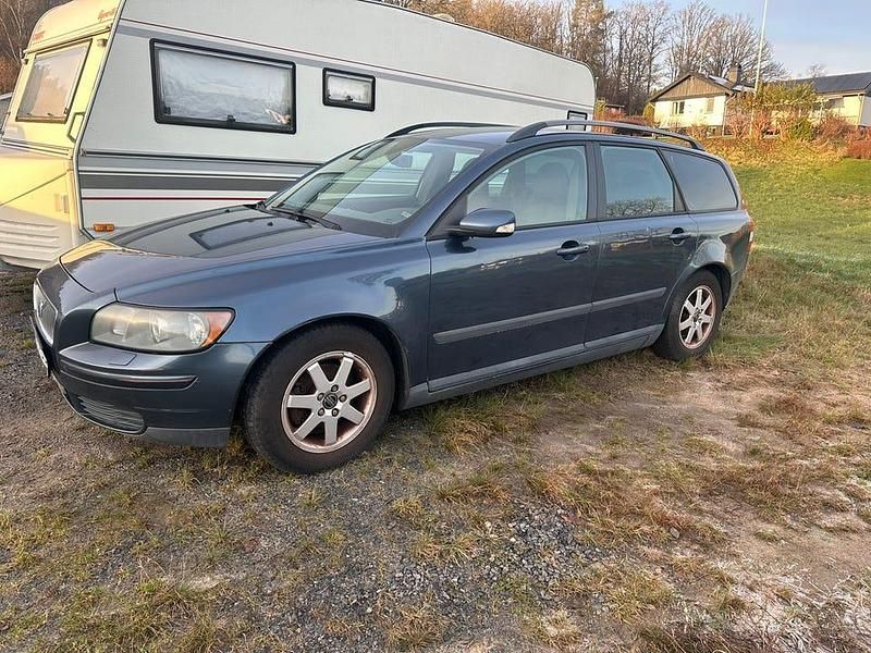 Begagnad 2006 Volvo V50 Kombi | 8 000 kr (Superpris) - Bild 1/4