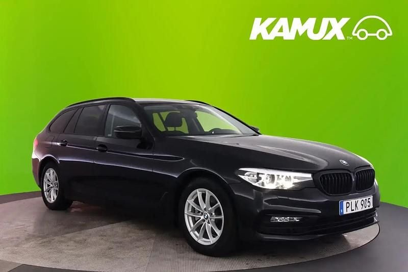 Svart Begagnad 2018 BMW 520 Kombi | 199 900 kr (Bra pris) - Bild 1/4