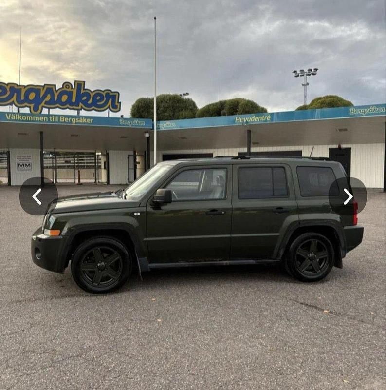 Grön Begagnad 2007 Jeep Patriot SUV | 40 000 kr - Bild 1/4