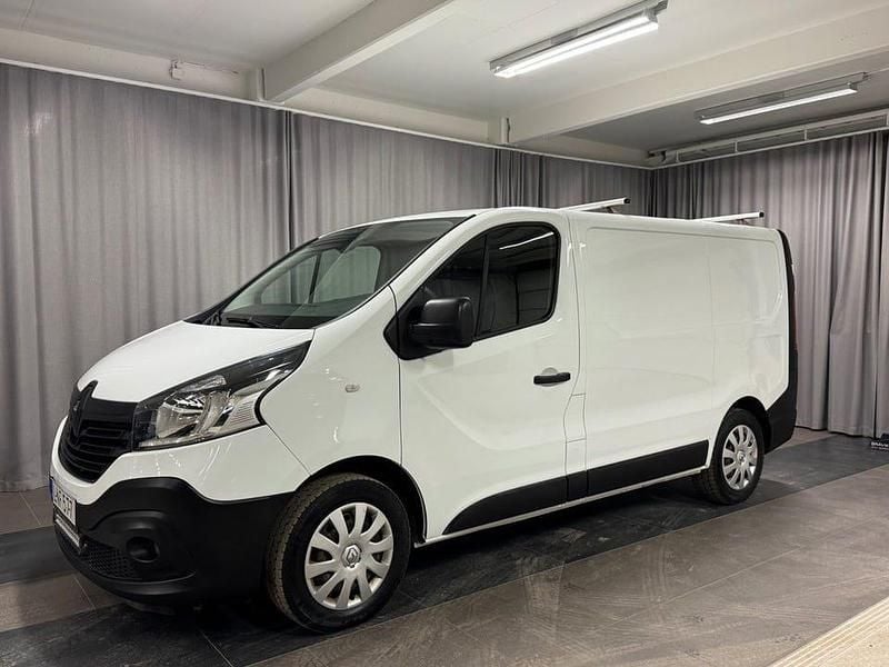 Begagnad Renault Trafic 125 HK (91 kW) 2018 Vit Minibuss