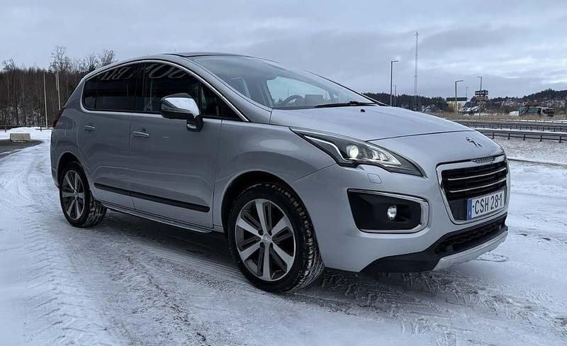 Begagnad Peugeot 3008 120 HK (88 kW) 2016 Grå metallilack SUV