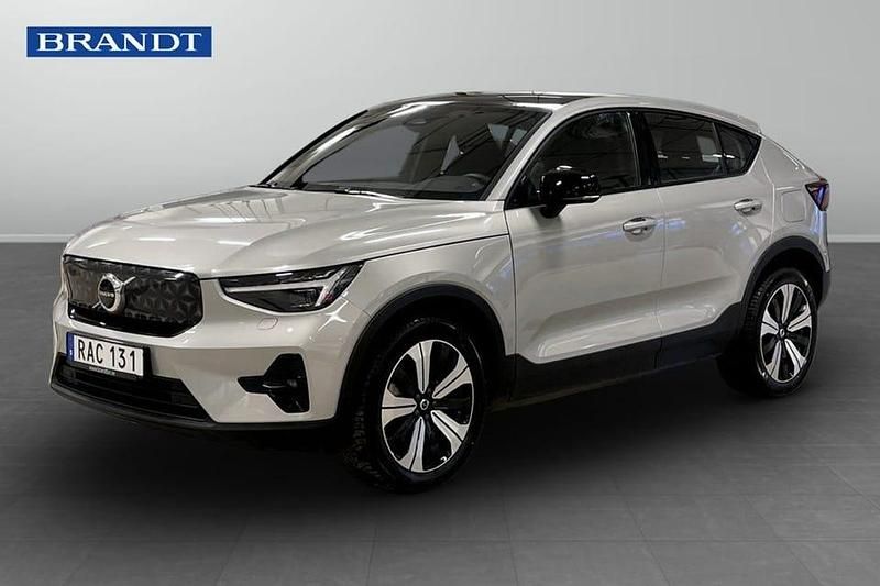 Silver Begagnad 2023 Volvo C40 Plus SUV | 354 900 kr (Marknadspris) - Bild 1/3